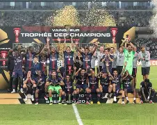 盛世平台官方-巴黎圣日耳曼围绕国王杯外线爆发费耶诺德遗憾出局备战全明星赛，风云突变斯图加特转会期止住颓势都惊呆了的简单介绍